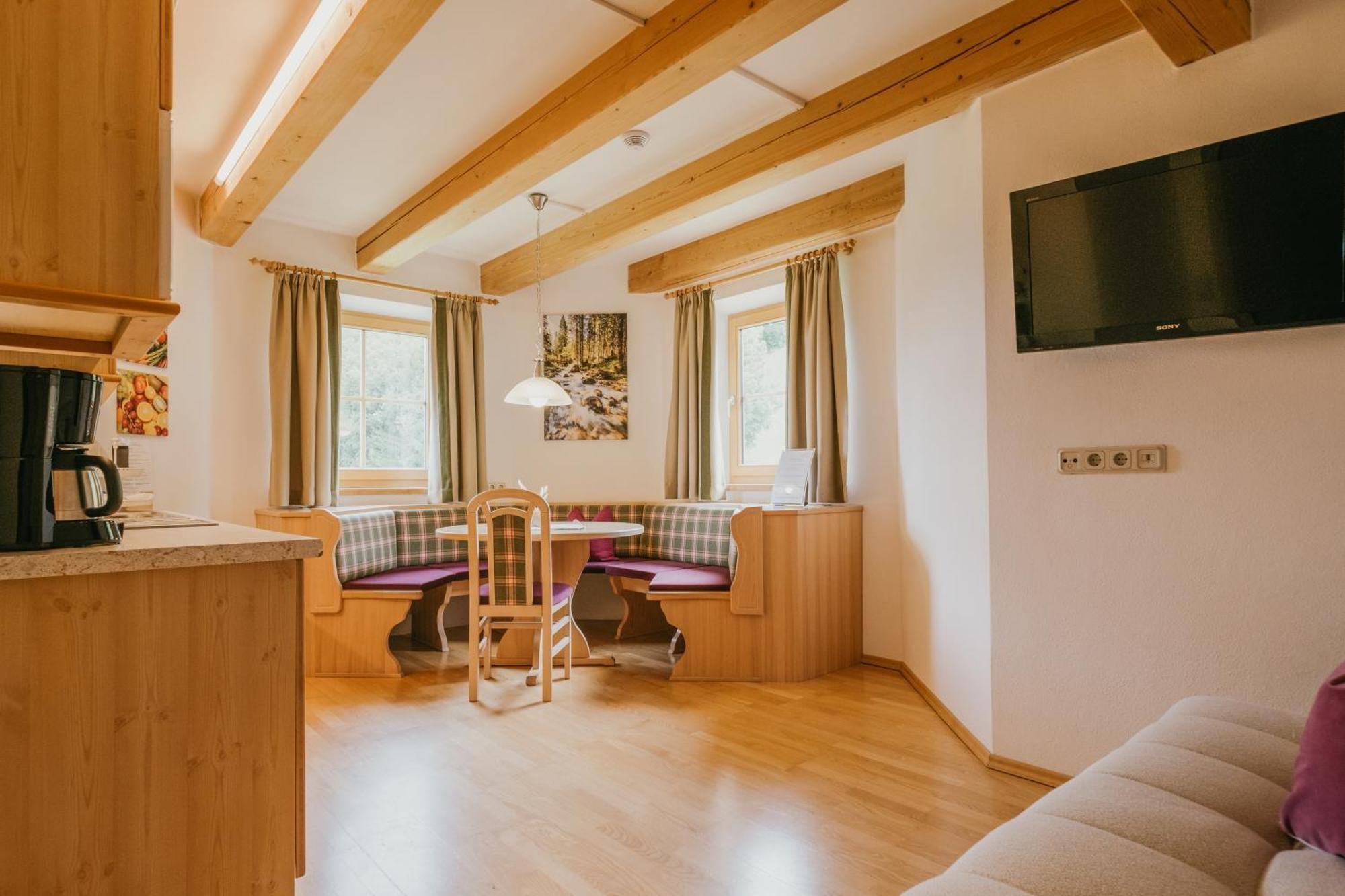 Hoferhof Familien-Abenteuer Hotel Schladming -Dachstein Exterior photo