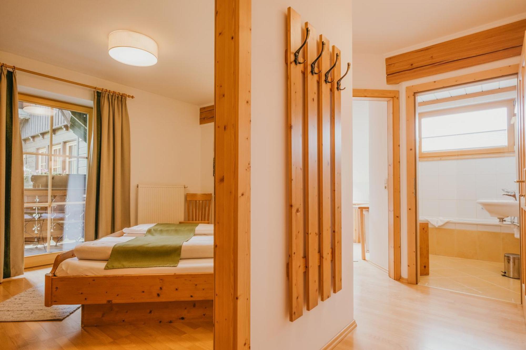 Hoferhof Familien-Abenteuer Hotel Schladming -Dachstein Exterior photo
